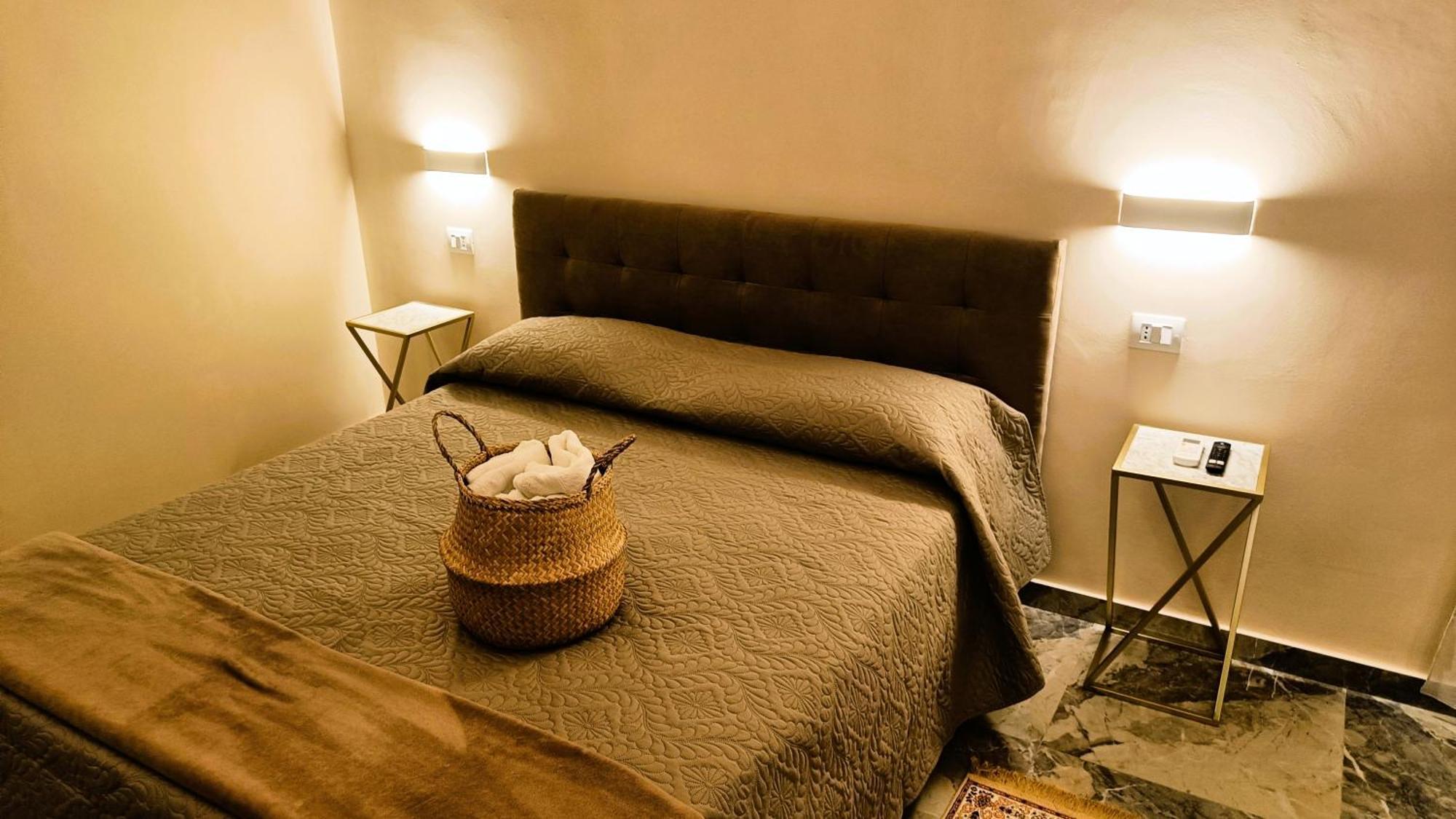 Dimora Del Monsignore カターニア 部屋 写真