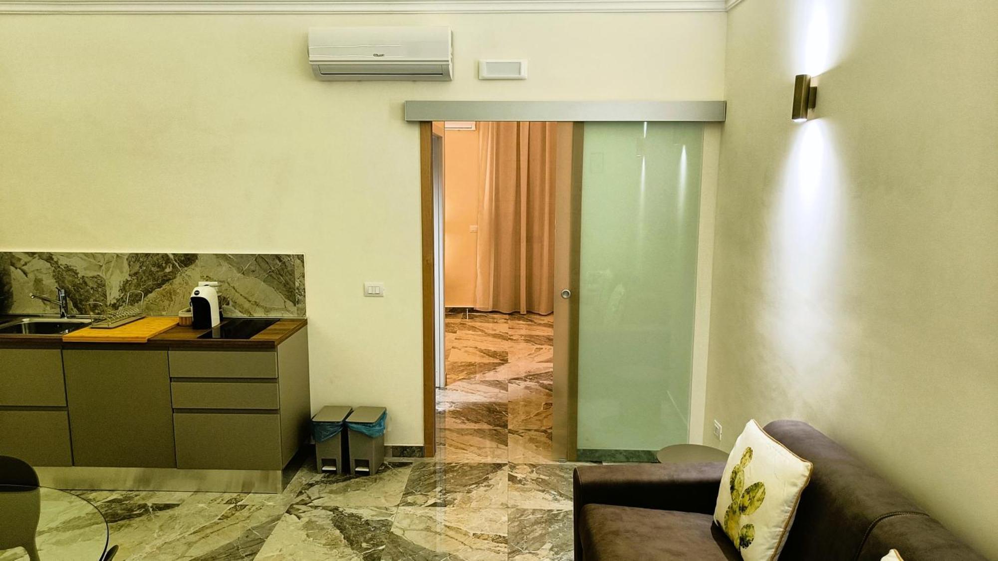 Dimora Del Monsignore カターニア 部屋 写真